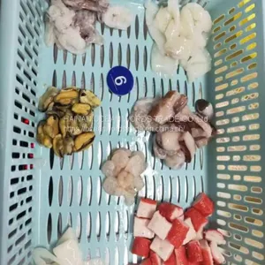 Quality Seafood Mix thumbnail-3