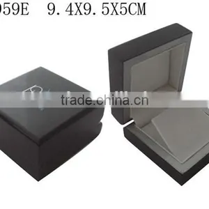 W959S Matte Painted Wooden Jewelry Set Case With Silver Lining Inside thumbnail-5