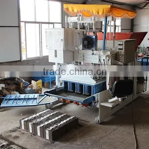 WT10-15 Hydraulic Mobile Eps+Concrete Block Kerb Making Machine thumbnail-1