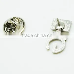 Promotional Gifts Hard Sliver Plating Letter Metal Pin Badge thumbnail-3