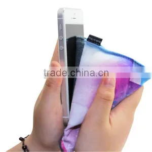 Eco-friendly Cell Phone Holder thumbnail-3