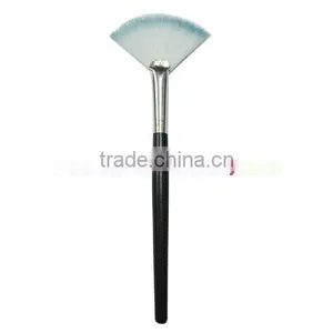 Fan Mask Brush thumbnail-1