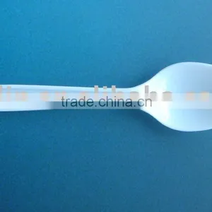 Plastic Curved pp Spoon thumbnail-1