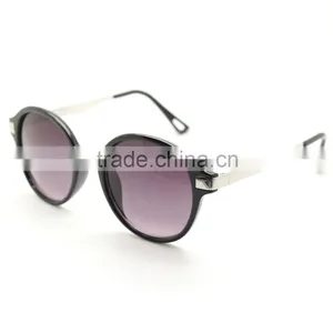 Classic Style Circular Metal Round Sunglasses With Metal Bar thumbnail-4
