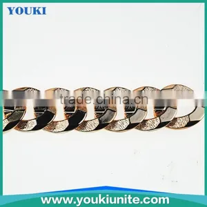 Fancy Gold Iron Chain thumbnail-1