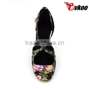 2016Hot Selling Flower and Carve Luxe Classical Italy Style Women Dance Shoes Covered With Crystal Top-quality Handmade Shoes thumbnail-2