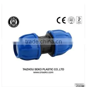 Mould Pn16 Plastic Pipe Compression Fitting pp Coupling thumbnail-1