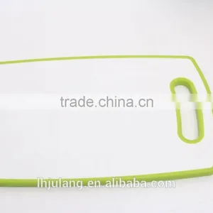Useful Plastic Chopping Board/Non-slip Plastic Chopping Board for Kitchen thumbnail-3