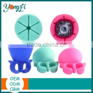 Wearable Silicone Rubber Soft Ring Nail Polish Bottle Holder thumbnail-1