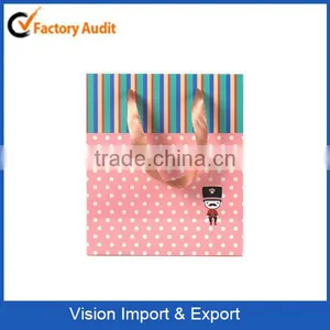 Gift Paper Bag thumbnail-1