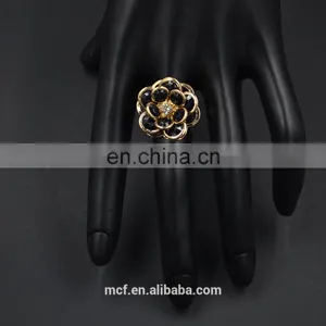 MCR-0050 Wholesale Latest Gold Flower Cluster Gemstone Ring for Girls thumbnail-3