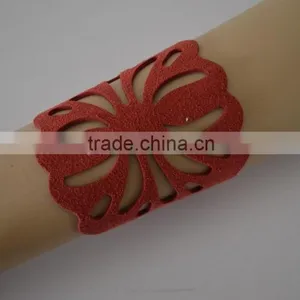 Genuine Leather Bracelets With Ornamental Engraving thumbnail-1