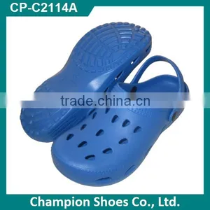China Wholesale Inexpensive Holeys Clogs Holey Shoes thumbnail-1