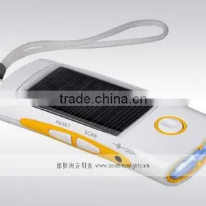 High Performance Solar Power Radio&charger thumbnail-1
