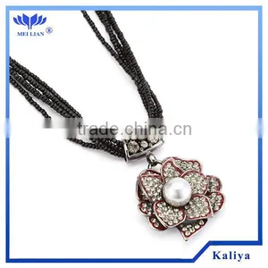 2013New Arrive Fashion Flowers CZdiamond Pendant Necklace thumbnail-1