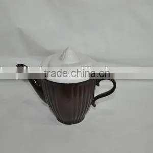 Ceramic Casserole Pot With Lid thumbnail-1