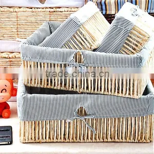 China Folk Hand Corn Husk Woven Storage Basket With Cotton Lining thumbnail-4
