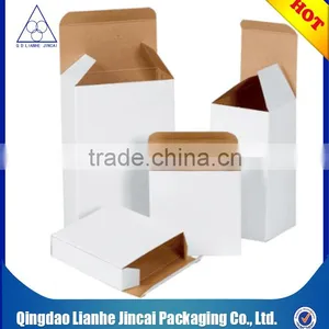 White Gift Box Packaging thumbnail-1