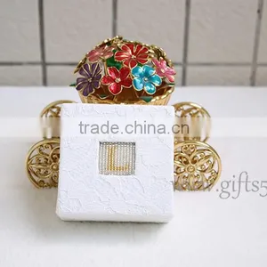 Elegant Unique Cardboard Jewelry Gift Boxes With Beaded Name Plate of L thumbnail-3