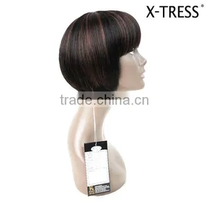 Straight High Tempreture Fibre Machine Made 92g Wholesale Cheap Fashion Style Short Synthetic Wig thumbnail-1