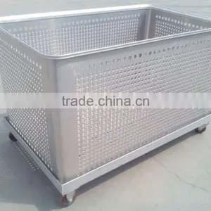 Aluminum Transfer Container With Casters thumbnail-1