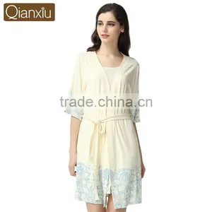 China Supplier Quality Qianxiu Two Pieces Hot Printed Ladies Deft Design Night Wear thumbnail-3