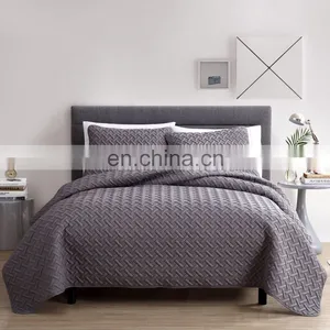 3pc Ultrasonic Embossed Solid Microfiber Queen King Size White Customized Wholesale Quilt Sets thumbnail-4