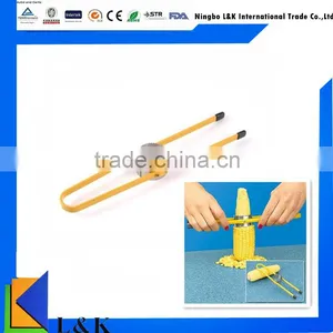 New Design Manual Kitchen Tools Corn Stripper/ Corn Cutter /threshing Device thumbnail-1
