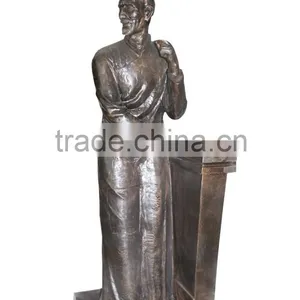 Resin Person Statue to Imitate the Copper Color thumbnail-1