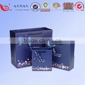 Fashion Design Customize Paper Gift Bag thumbnail-1
