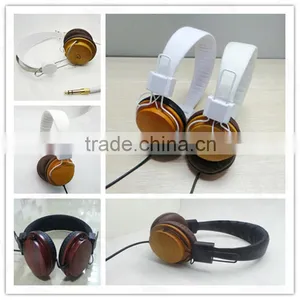 Best Quality Fashion Wood Headphones thumbnail-2
