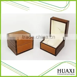 Glossy Wooden Storage Box Gift Wrist Watch Storage Box With PU Inside thumbnail-1