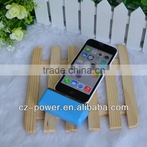 Power Charger for IPhone5/iPod/ IPad Mini With 2600mAh thumbnail-2