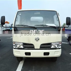 Capacity 4000l-5000l 4X2 Vacuum Sewage Tank Trucks in China thumbnail-2