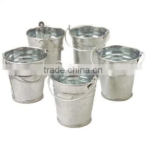 Galvanized Metal Bucket With Handle thumbnail-1