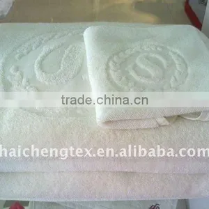 Bath Towel thumbnail-1
