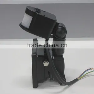 Solar Led Flood Light With Pir Motion Sensor thumbnail-4