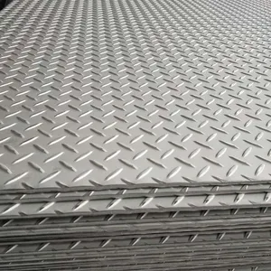 SS400 Ms Checkered Floor Carbon Q235B Hot Rolled Steel Plate Container Plate With Welding Bending Cutting Services 2mm-5mm thumbnail-3