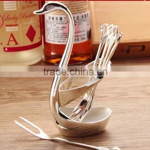 Die Casting Zinc Alloy Swan Tableware With Fork and Spoon thumbnail-1