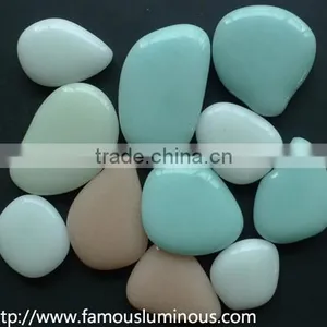 Phosphorescence Pebble Stone thumbnail-3