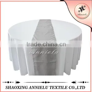 Hot Sale Wedding Laser Cut Felt Table Runner for Round Tables thumbnail-1