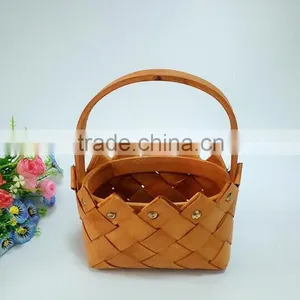 Wood Weaving Wave Edge Christmas Decoration Basket thumbnail-1