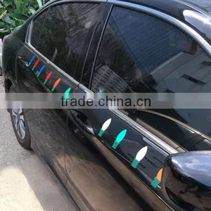 Christmas Bulbs Reflective Holiday Car Magnets thumbnail-2