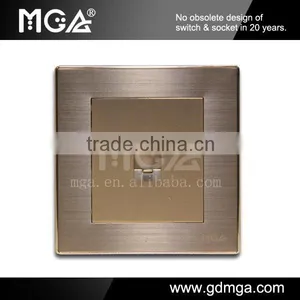MGA Q7L Series Q-E03 L RJ45 Socket thumbnail-1