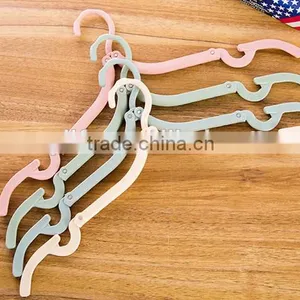 Hot Selling Plastic Foldable Travel Home Clothes Hanger With Anti-slip Grooves thumbnail-3