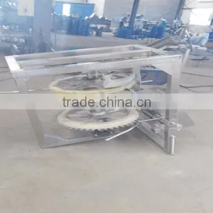 Best Price Poultry Abattoir Plant Head Remove Machine For Chicken Slaughter Line thumbnail-2