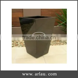 Garden Galvanized Metal Planter and Flower Pot thumbnail-1