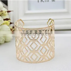 Europe Polygon Punk Style Hollow Jewelry Bangles With Factory Price thumbnail-1