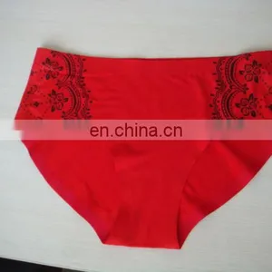Ladies Seamless Red Color Sexy Panty With Lace thumbnail-1