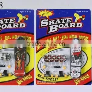 Hot Finger Skateboard Keychain thumbnail-1
